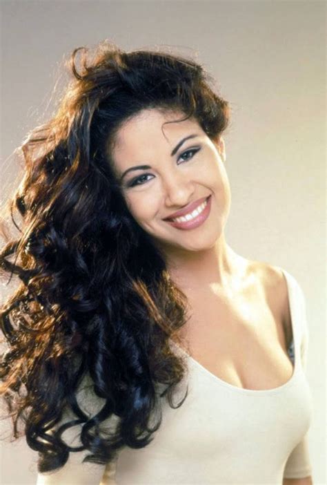 selena quintanilla photoshoot|Selena 